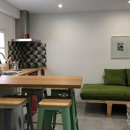 M3 Terrace. Cool Apartment 15 Min Center By Metro Есплуґес-де-Льобреґат Екстер'єр фото