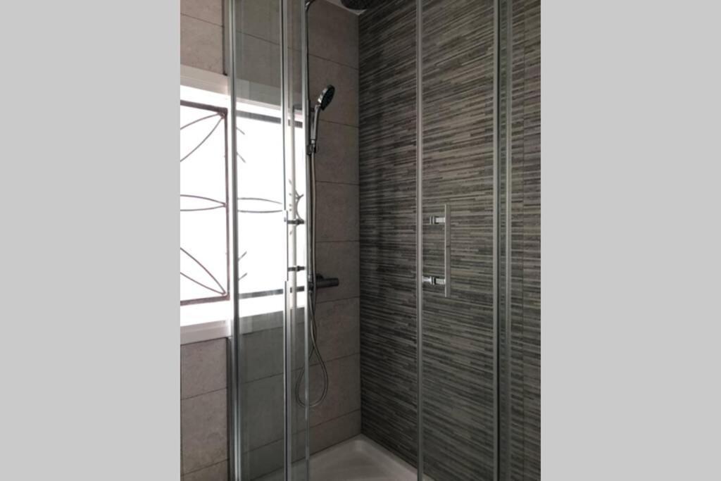 M3 Terrace. Cool Apartment 15 Min Center By Metro Есплуґес-де-Льобреґат Екстер'єр фото