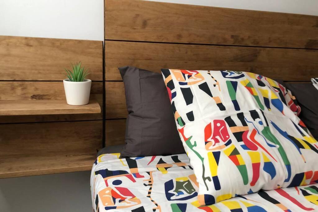 M3 Terrace. Cool Apartment 15 Min Center By Metro Есплуґес-де-Льобреґат Екстер'єр фото