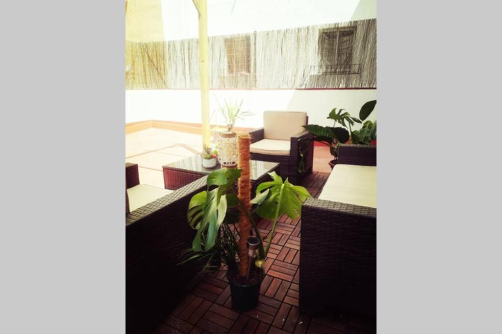 M3 Terrace. Cool Apartment 15 Min Center By Metro Есплуґес-де-Льобреґат Екстер'єр фото